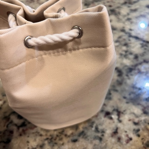 Dior small makeup bag - Picture 2 of 3